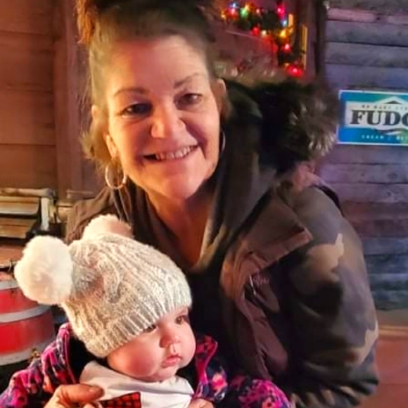 Meet your Posher, Patsy - Picture 2 of 2